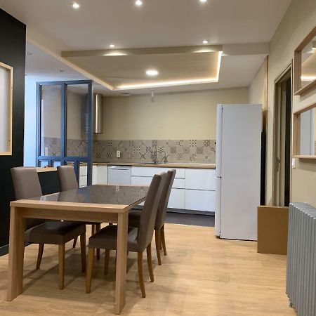 Appartement Avec 3 Chambres Au Centre De Pau Exterior foto