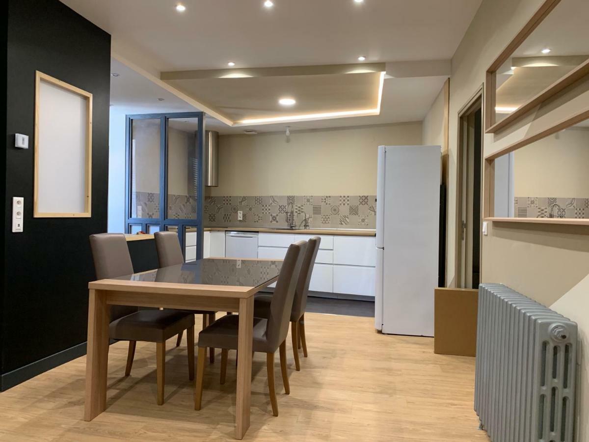 Appartement Avec 3 Chambres Au Centre De Pau Exterior foto
